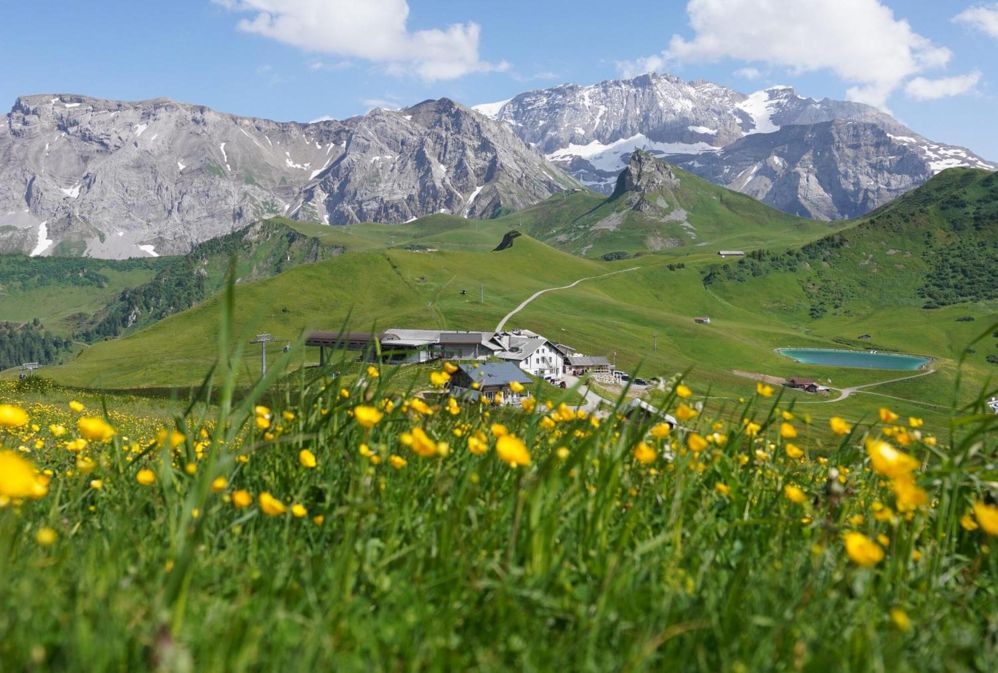 Berghotel Hahnenmoos Adelboden Exterior photo